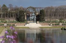 Kensington Gardens guided tour and high tea