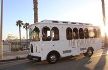 Luxury trolley Hollywood sightseeing tour with expert guide