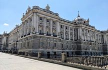 Almudena Cathedral and Royal Palace walking guided tour