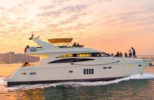 2-hour luxury yacht cruise in Dubai's  Burj coastline with dining