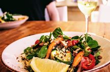 Wildlife, waterfalls and wine full day guided tour from Sydney