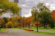 Niagara Falls day tour with boat cruise from Toronto