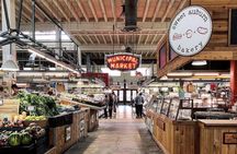Historic market guided food tour with biscuit class