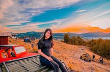 4WD classic jeep tour with sunrise and breakfast