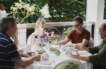 Kensington Gardens guided tour and high tea
