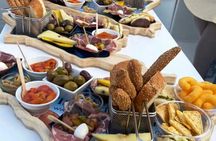 Ortigia Island and sea caves 2-hour boat tour with aperitif