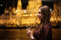 Danube River Cruise with 4-Course Dinner and Piano Battle Show