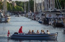 Guided boat tour in Copenhagen