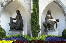 1-hour small group tour of Vaduz with a local