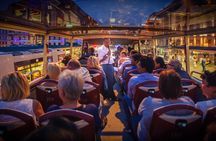 Evening sightseeing tour by bus in Berlin