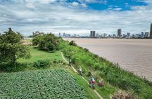 Phnom Penh half-day guided bike and boat tour