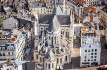 Discover Nantes in 60 Minutes with a Local