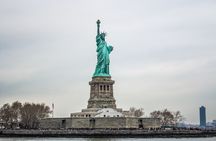 Fast track 4-hour Statue of Liberty and Ellis Island tour