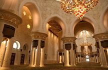 Abu Dhabi full-day tour with Louvre and Mosque Visit