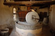 Ancient palaces with Minoan wine routes and Matala beach