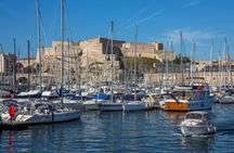 Private Exclusive History Walk through Marseille with a Local Expert