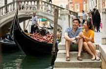 Private Photoshoot in the Venice Canals