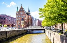 Private History Walk through Hamburg with a Local Expert