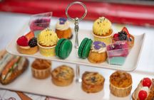 Gin lovers afternoon tea bus tour from Trafalgar Square