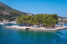 Ithaca Island Boat Cruise from Sami Port with Swim Stops and Snacks
