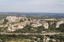 Arles, Les Baux and Saint Remy de Provence tour from Aix en Provence