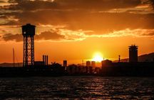 Barcelona sunset sailing experience with live Spanish guitar