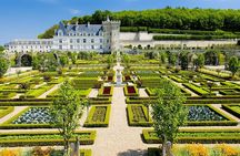 Loire Valley Day from Amboise with Tour of Azay le Rideau, Villandry