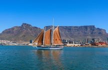 90-minute Cruise and Dinner in Cape Town