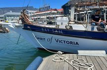 90-minute Cruise and Dinner in Cape Town