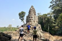 Siem Reap bike tour with visit to Angkor Wat