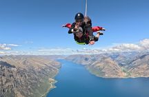 9,000ft Skydiving Experience in Queenstown