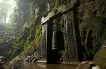 Full-Day Tour to Hanoi Perfume Pagoda with Lunch and Boat Ride