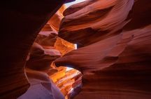 Upper Antelope Canyon Admission Ticket with 4x4 Luxury Van