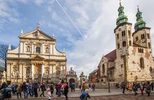 Krakow Old Town Short Walking Tour with St. Mary's Basilica Entrance