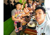 Silom Thai Cooking with Market Tour