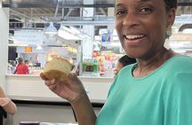 Historic market guided food tour with biscuit class