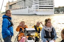 Sailing and Cruising  in the Port of Hamburg