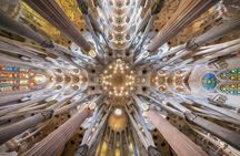 Sagrada Familia skip-the-line tickets with guided visit