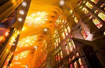 Sagrada Familia skip-the-line tickets with guided visit