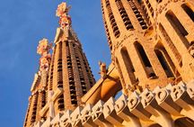 Sagrada Familia skip-the-line tickets with guided visit