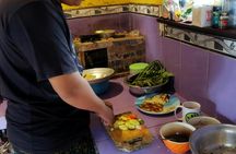 Unique Food Experience with a Local Family in Mengwi