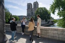 Notre Dame's Island with Sainte Chapelle and Marie Antoinette's Prison