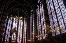 Notre Dame's Island with Sainte Chapelle and Marie Antoinette's Prison