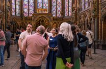 Notre Dame's Island with Sainte Chapelle and Marie Antoinette's Prison