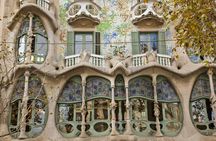 Old Town Walking Tour with optional Casa Batlló Skip The Line Ticket
