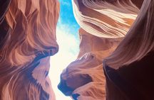 Antelope Canyon and Horseshoe Bend tour from Las Vegas