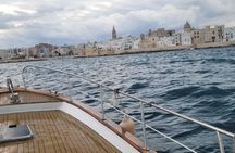 Cruise in a Gozzo to the Caves of Polignano a Mare
