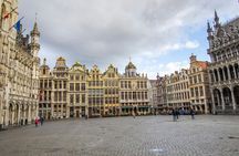 Private architecture walk through Brussels with a local expert