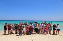 Hurghada, Pirate Yacht and Submarine Combo Visit from Luxor with Lunch