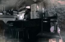 Fado show with dinner and night tour